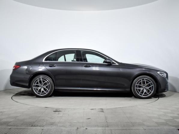 Mercedes-Benz E-Класс V (W213 S213 C238) Рестайлинг с пробегом 2021 года, цена 4 935 000 рублей, 36016 км, седан, Автокод Объявления