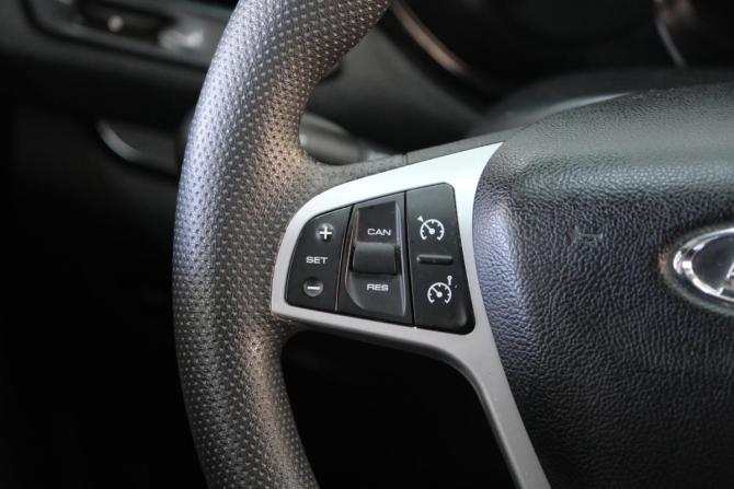 Lada (ВАЗ) Vesta I с пробегом 2021 года, цена 999 000 рублей, 92000 км, седан, Автокод Объявления