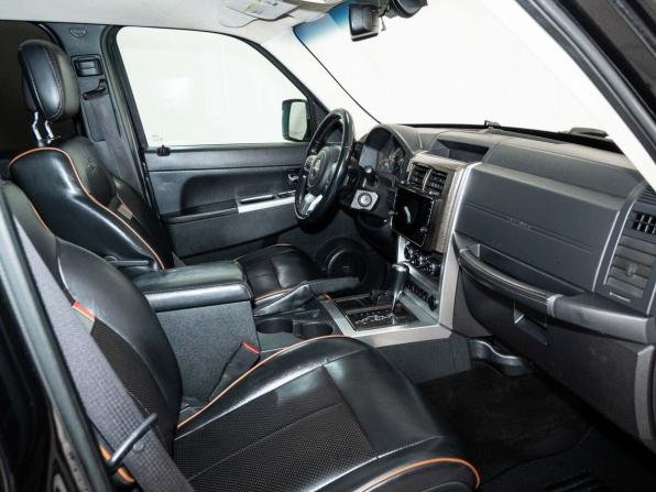 Jeep Cherokee IV (KK) с пробегом 2011 года, цена 1 288 000 рублей, 211000 км, внедорожник, Автокод Объявления