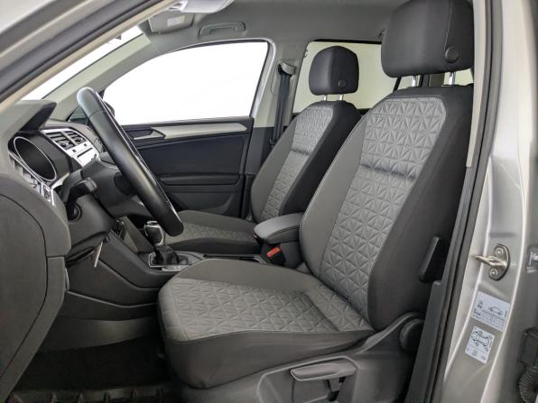 Volkswagen Tiguan II Рестайлинг с пробегом 2021 года, цена 2 800 000 рублей, 49413 км, внедорожник, Автокод Объявления