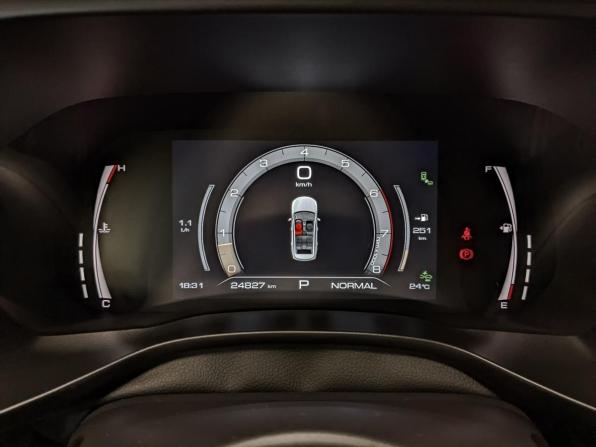 Haval Jolion I с пробегом 2023 года, цена 1 850 000 рублей, 24825 км, внедорожник, Автокод Объявления