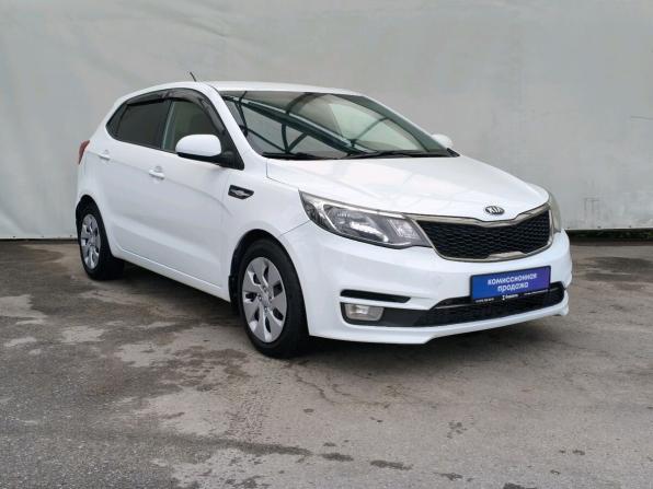 Kia Rio III Рестайлинг с пробегом 2015 года, цена 920 000 рублей, 192182 км, хэтчбек, Автокод Объявления