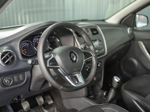 Renault Sandero II Рестайлинг с пробегом 2020 года, цена 1 420 000 рублей, 32010 км, хэтчбек, Автокод Объявления