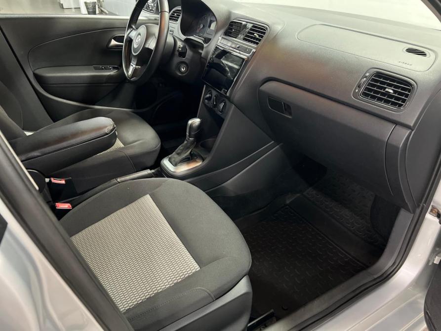 Volkswagen Polo V Санкт-Петербург  - изображение 22