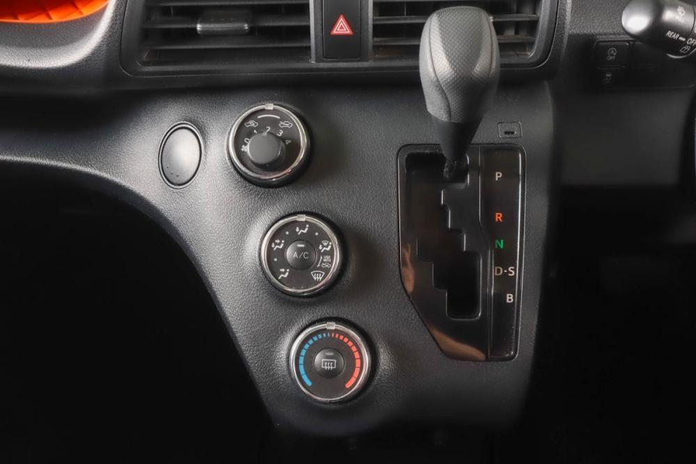 Toyota Sienta II Пермь  - изображение 19