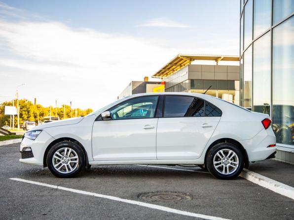 Skoda Rapid II с пробегом 2021 года, цена 1 648 000 рублей, 143371 км, лифтбек, Автокод Объявления