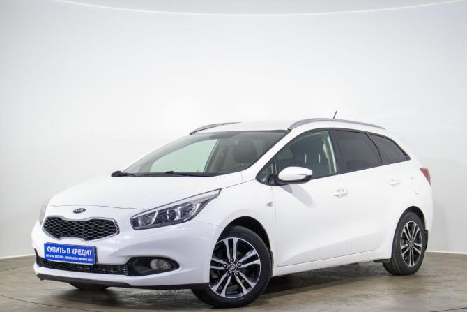 Kia Ceed II с пробегом 2015 года, цена 999 000 рублей, 115000 км, хэтчбек, Автокод Объявления