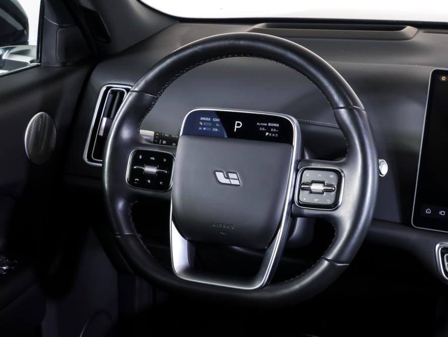 Li Auto (Lixiang) L9 I Москва  - изображение 15