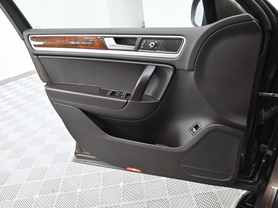 Volkswagen Touareg II Москва  - изображение 8