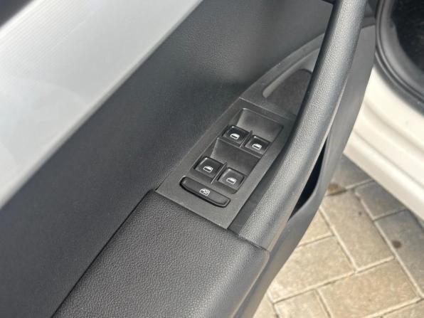 Skoda Octavia III (A7) с пробегом 2015 года, цена 1 360 000 рублей, 152256 км, лифтбек, Автокод Объявления