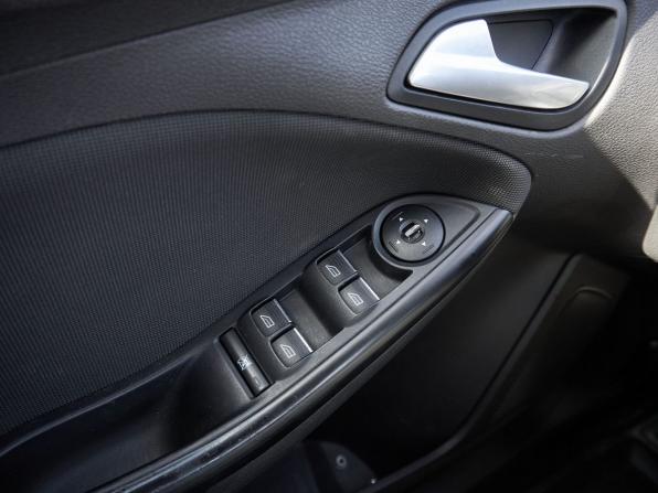 Ford Focus III с пробегом 2013 года, цена 800 000 рублей, 159727 км, хэтчбек, Автокод Объявления