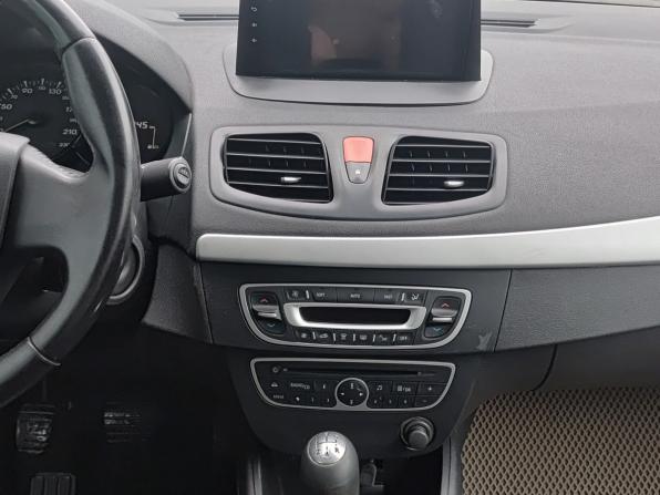 Renault Fluence I с пробегом 2011 года, цена 624 000 рублей, 140000 км, седан, Автокод Объявления