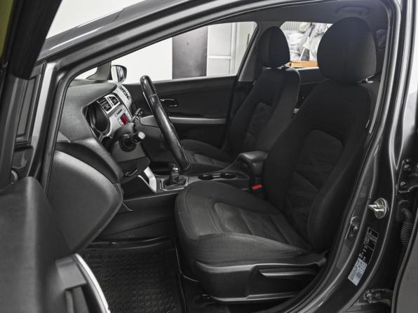 Kia Ceed II с пробегом 2015 года, цена 1 080 000 рублей, 138653 км, хэтчбек, Автокод Объявления