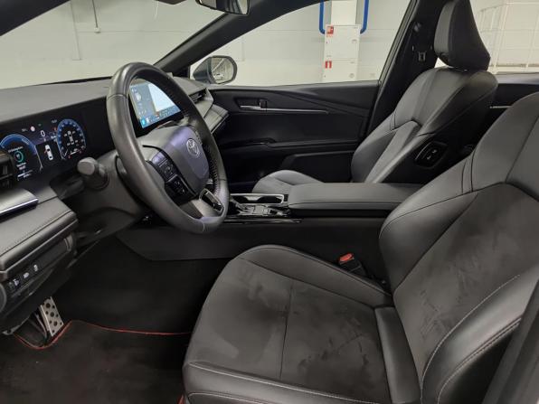 Toyota Camry IX (XV80) China Market с пробегом 2024 года, цена 3 950 000 рублей, 25133 км, седан, Автокод Объявления