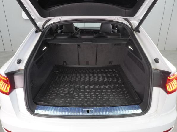 Audi Q8 I (4M) с пробегом 2019 года, цена 5 199 000 рублей, 181208 км, внедорожник, Автокод Объявления