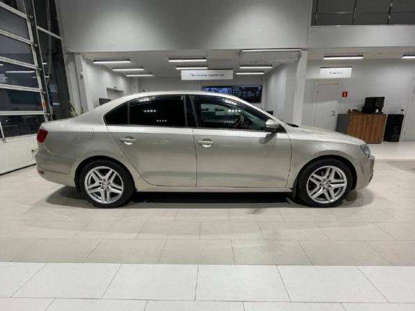 Volkswagen Jetta VI с пробегом 2012 года, цена 998 000 рублей, 102271 км, седан, Автокод Объявления