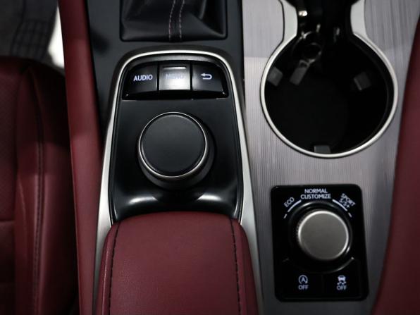 Lexus RX IV с пробегом 2017 года, цена 3 998 000 рублей, 138754 км, внедорожник, Автокод Объявления