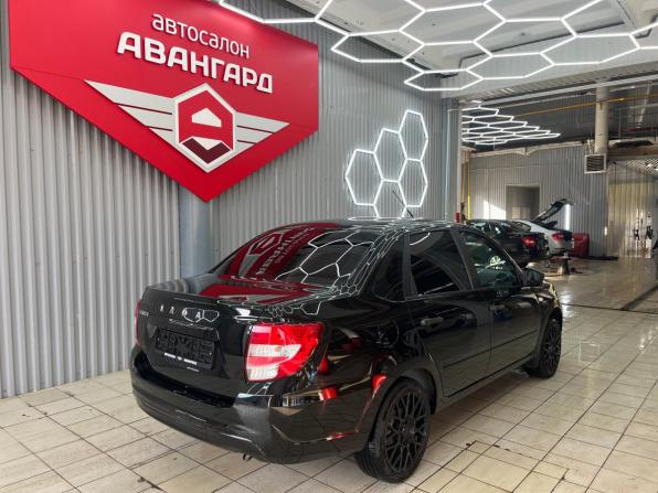 Lada (ВАЗ) Granta I Рестайлинг с пробегом 2025 года, цена 884 000 рублей, 9227 км, седан, Автокод Объявления