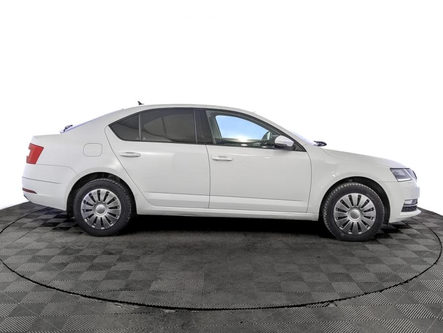 Skoda Octavia III (A7) Рестайлинг Москва  - изображение 4