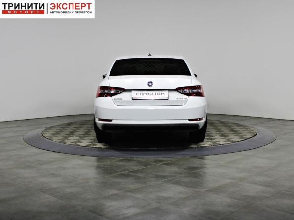 Skoda Superb III с пробегом 2017 года, цена 1 797 000 рублей, 160382 км, лифтбек, Автокод Объявления
