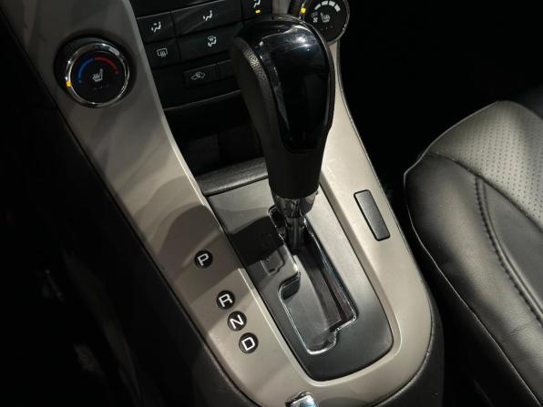 Chevrolet Cruze I с пробегом 2012 года, цена 630 000 рублей, 333928 км, седан, Автокод Объявления