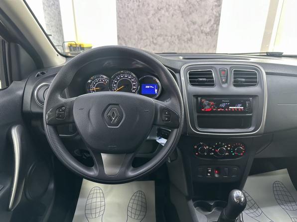 Renault Sandero II с пробегом 2017 года, цена 1 195 000 рублей, 30874 км, хэтчбек, Автокод Объявления