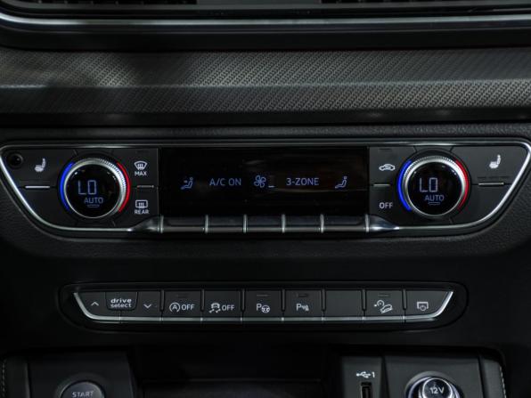 Audi Q5 II (FY) Рестайлинг с пробегом 2025 года, цена 5 818 000 рублей, 8200 км, внедорожник, Автокод Объявления