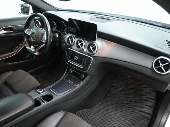 Mercedes-Benz GLA I (X156) Рестайлинг с пробегом 2019 года, цена 2 299 900 рублей, 124962 км, внедорожник, Автокод Объявления