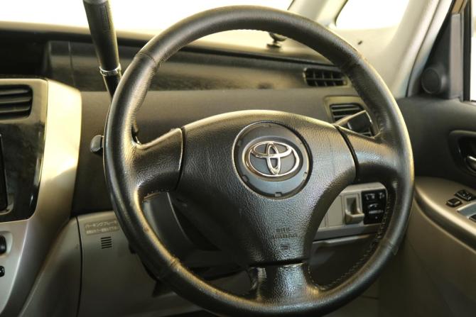 Toyota Opa I Рестайлинг с пробегом 2003 года, цена 599 000 рублей, 225300 км, универсал, Автокод Объявления