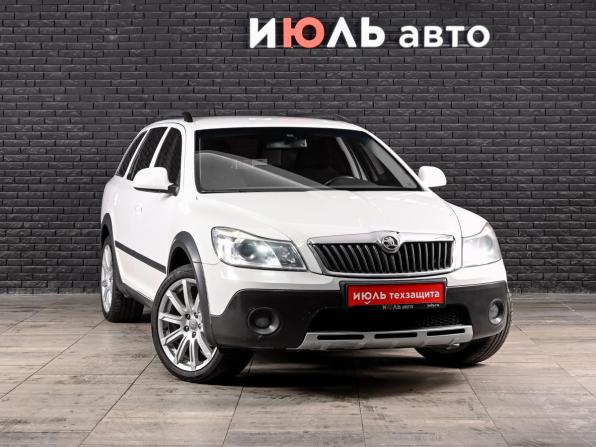 Skoda Octavia II (A5) Рестайлинг с пробегом 2013 года, цена 1 250 000 рублей, 223085 км, универсал, Автокод Объявления