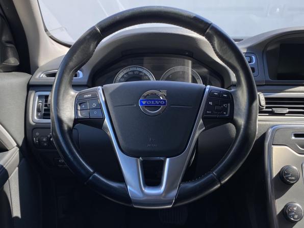 Volvo XC70 II с пробегом 2012 года, цена 1 550 000 рублей, 243639 км, универсал, Автокод Объявления