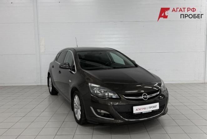 Opel Astra J Рестайлинг с пробегом 2014 года, цена 900 000 рублей, 120957 км, хэтчбек, Автокод Объявления