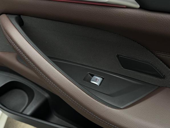 BMW 4 серии G22 G23 G26 Рестайлинг с пробегом 2024 года, цена 8 490 000 рублей, 4000 км, кабриолет, Автокод Объявления
