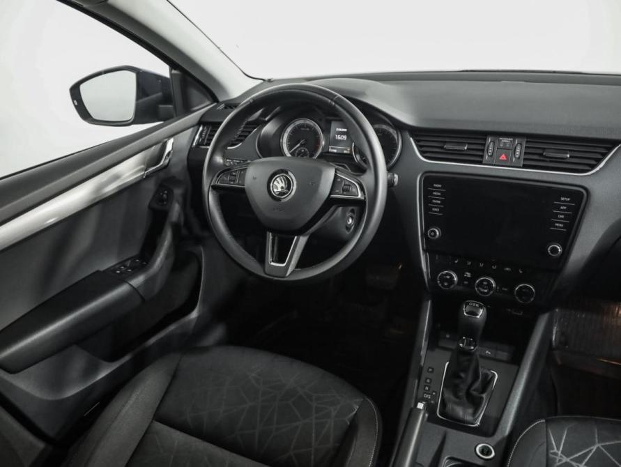 Skoda Octavia III (A7) Рестайлинг Санкт-Петербург  - изображение 9