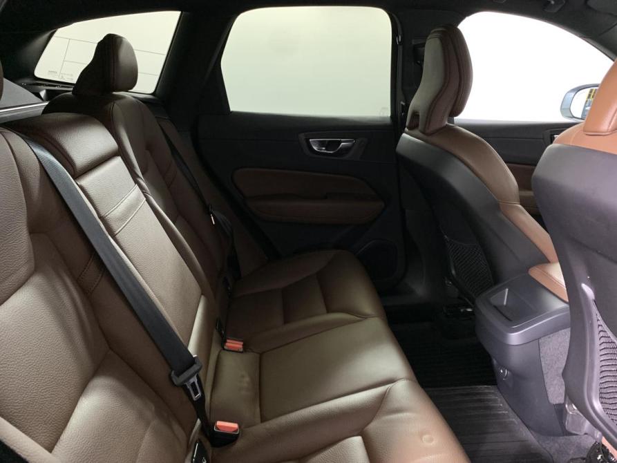 Volvo XC60 II Москва  - изображение 17