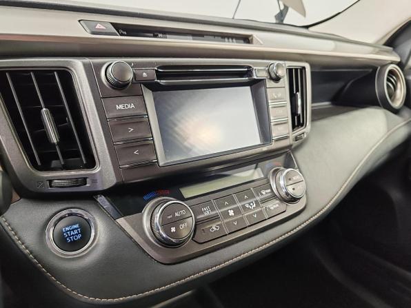 Toyota RAV4 IV (XA40) с пробегом 2014 года, цена 1 799 000 рублей, 232105 км, внедорожник, Автокод Объявления