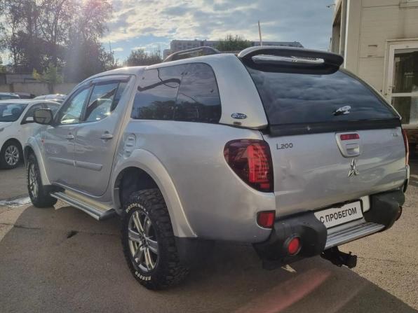 Mitsubishi L200 IV с пробегом 2008 года, цена 1 065 000 рублей, 296657 км, пикап, Автокод Объявления