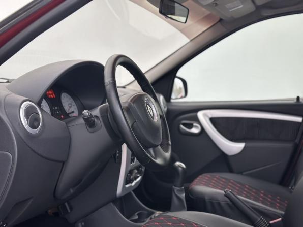 Renault Logan I Рестайлинг с пробегом 2010 года, цена 493 000 рублей, 236107 км, седан, Автокод Объявления