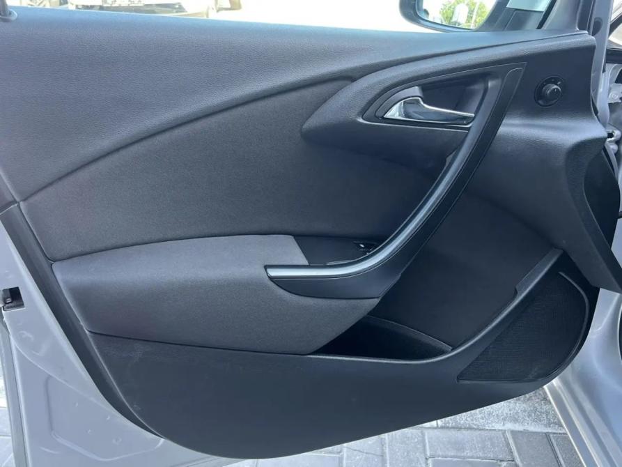 Opel Astra J Рестайлинг Волгоград  - изображение 9