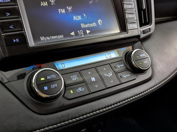 Toyota RAV4 IV (XA40) Рестайлинг с пробегом 2019 года, цена 2 230 000 рублей, 188130 км, внедорожник, Автокод Объявления