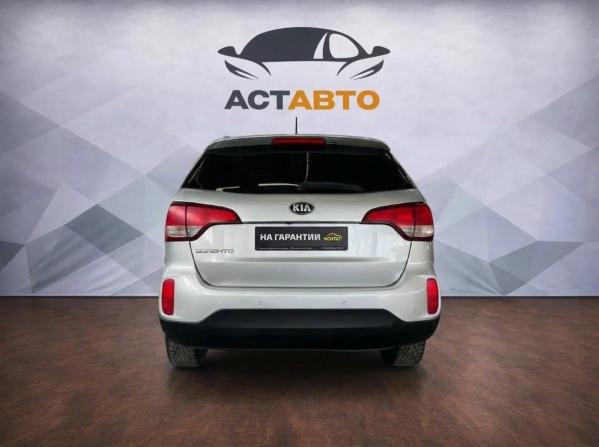 Kia Sorento II Рестайлинг с пробегом 2014 года, цена 1 700 000 рублей, 154306 км, внедорожник, Автокод Объявления