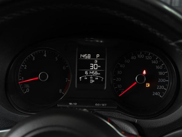 Volkswagen Polo V Рестайлинг с пробегом 2018 года, цена 1 199 000 рублей, 161458 км, седан, Автокод Объявления