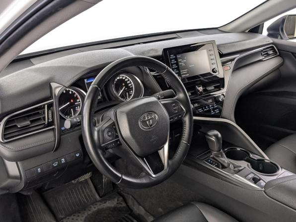 Toyota Camry VIII (XV70) Рестайлинг с пробегом 2021 года, цена 2 790 000 рублей, 110734 км, седан, Автокод Объявления
