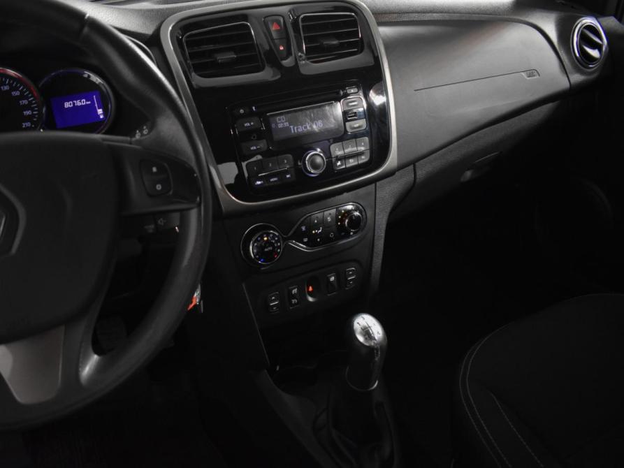 Renault Logan II Санкт-Петербург  - изображение 17