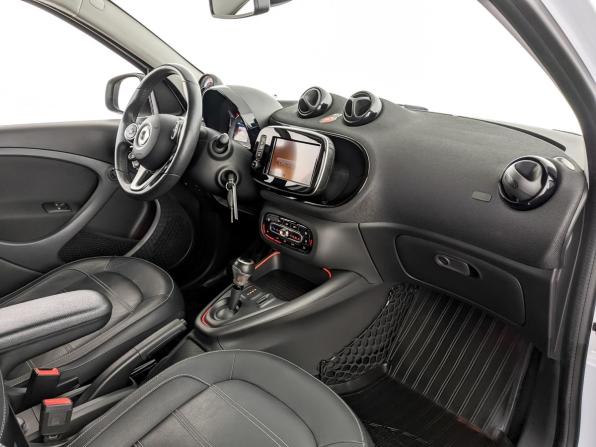 Smart Forfour II с пробегом 2020 года, цена 1 875 000 рублей, 26054 км, хэтчбек, Автокод Объявления