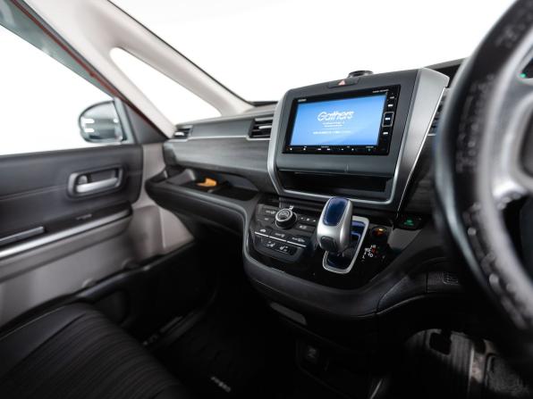 Honda Freed II с пробегом 2018 года, цена 1 520 000 рублей, 185535 км, компактвэн, Автокод Объявления