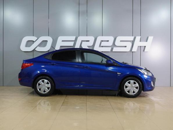 Hyundai Solaris I с пробегом 2012 года, цена 819 000 рублей, 185237 км, седан, Автокод Объявления