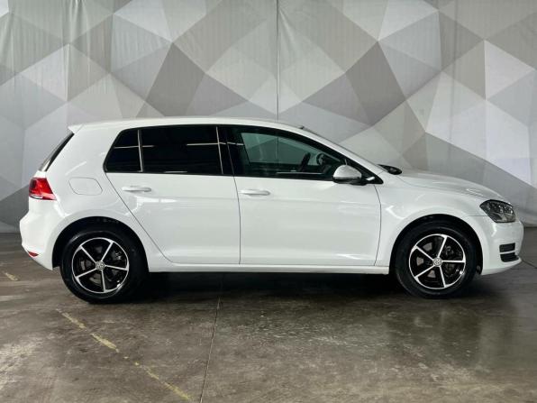 Volkswagen Golf VII с пробегом 2015 года, цена 1 290 000 рублей, 100757 км, хэтчбек, Автокод Объявления