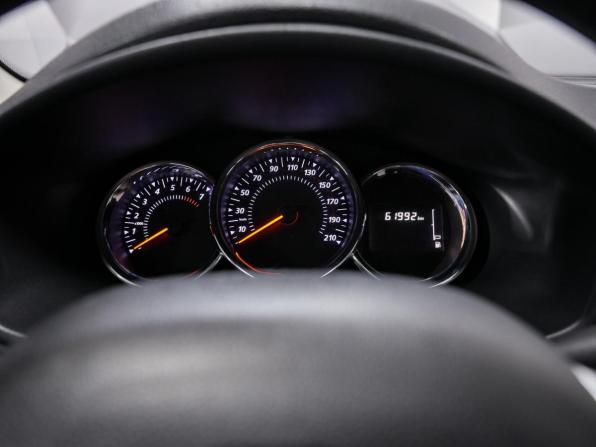 Renault Logan II Рестайлинг с пробегом 2020 года, цена 1 170 000 рублей, 62000 км, седан, Автокод Объявления
