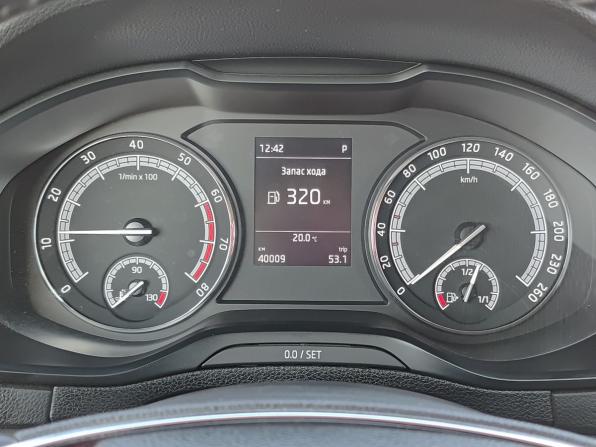 Skoda Karoq I с пробегом 2021 года, цена 2 760 000 рублей, 39987 км, внедорожник, Автокод Объявления